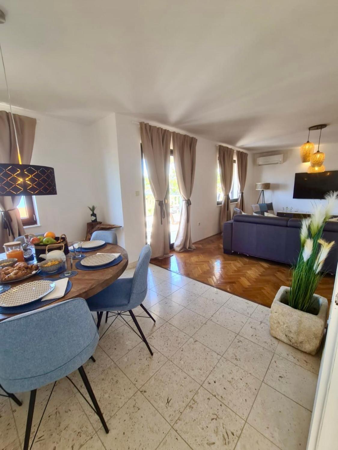 Apartments Mia Okrug Gornji Bagian luar foto