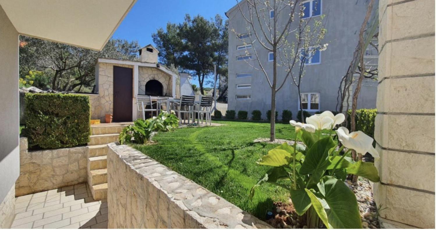 Apartments Mia Okrug Gornji Bagian luar foto